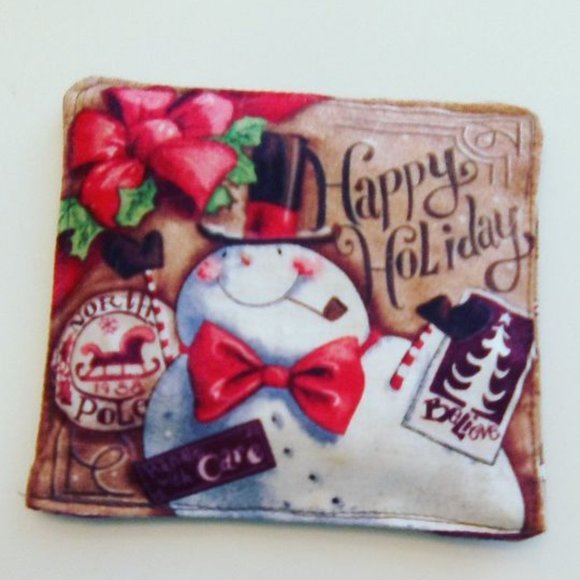 VTG set of 3 Christmas tapestry pillows cat, santa, poinsettia red green - Picture 8 of 9